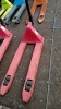 2.5t hydraulic pallet truck - 3