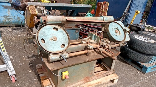 Metal band saw