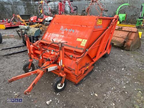 KUBOTA TSC120 4ft PTO sweeper collector c/w hyd tip (s/n K-SC01158)