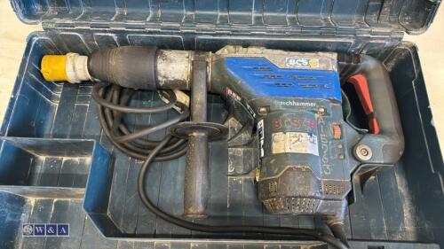 BOSCH 110v SDS drill c/w case