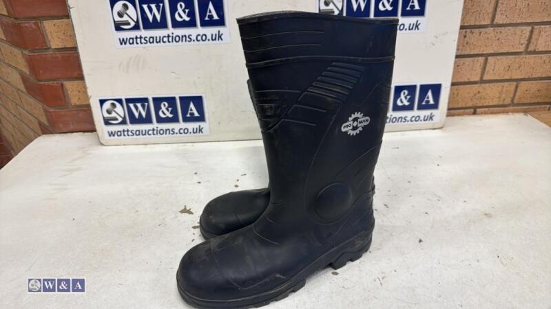 PROMAN steel toe wellies (size 11) (unused)