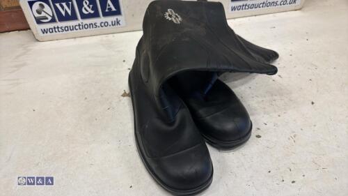 PROMAN steel toe wellies (size 11) (unused)