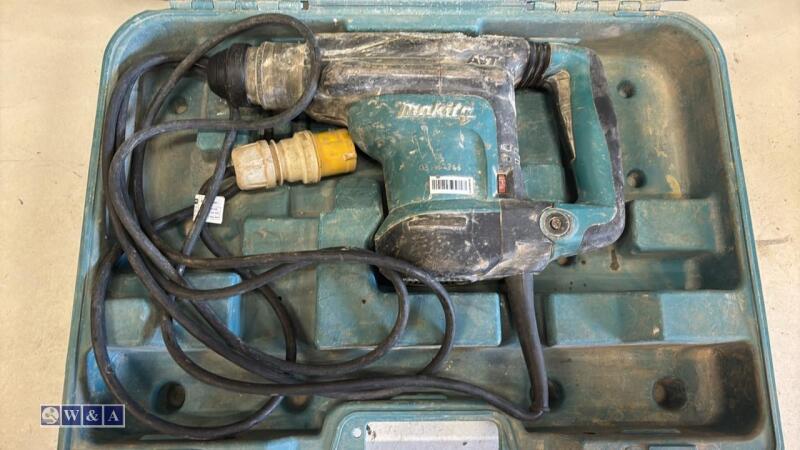 MAKITA HR3210C 110v SDS hammer drill c/w case