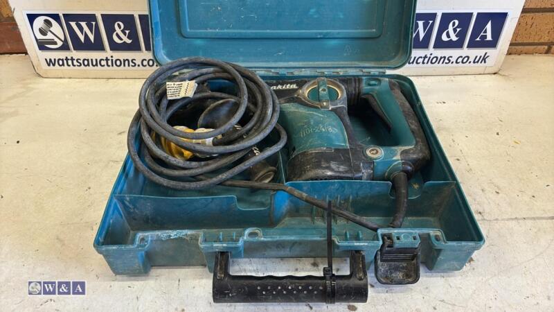 MAKITA HR2811FT 110v hammer drill c/w case