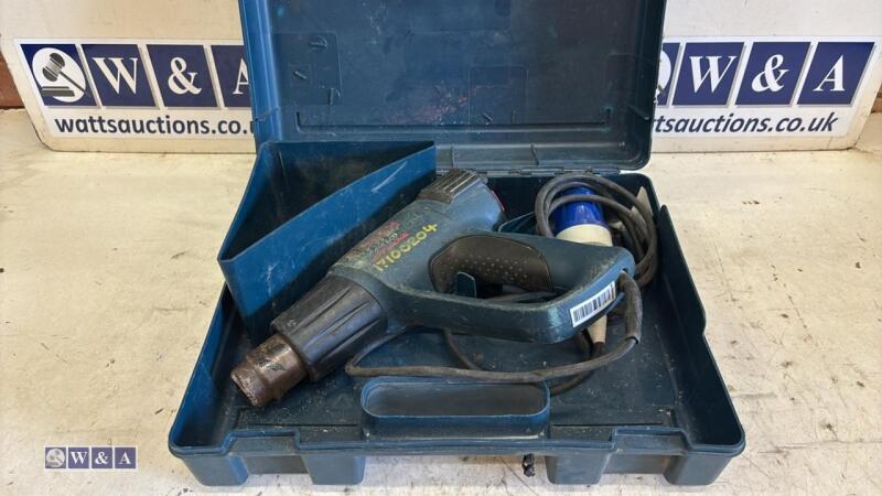 BOSCH 240v heat gun c/w case