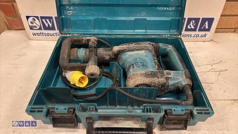 MAKITA HM0871C 110v hammer drill c/w case