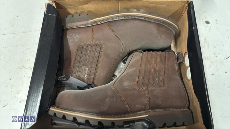 V12 steel toe workboots (size 11) (unused)