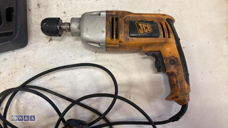 JCB 240v drill c/w case