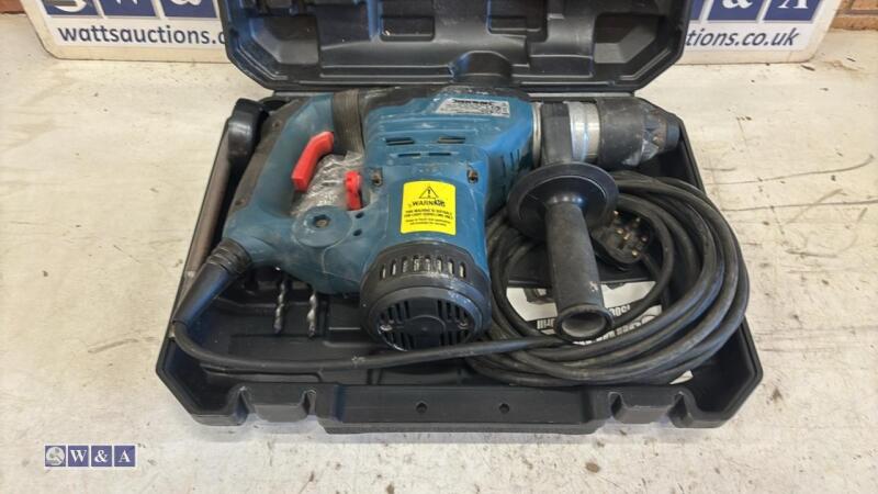 240v hammer drill c/w case