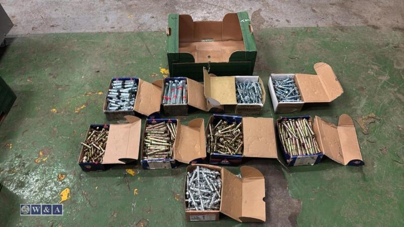 Quantity of mixed bolts etc