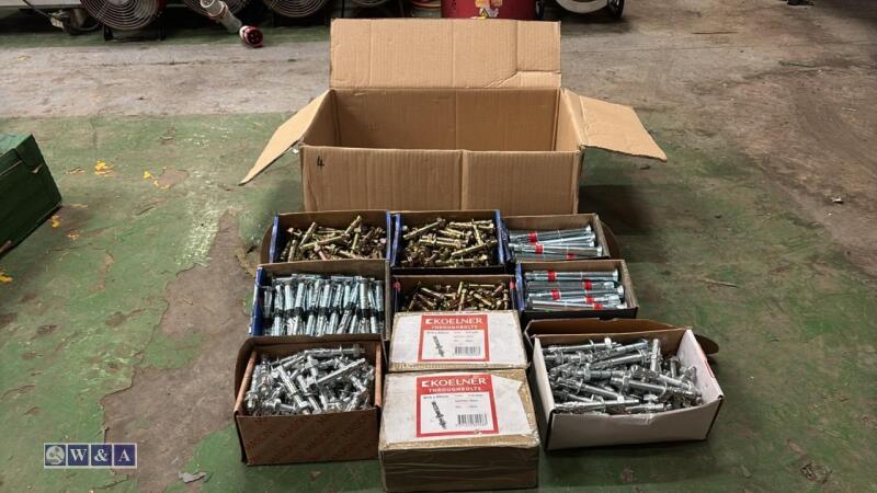 Quantity of mixed bolts etc