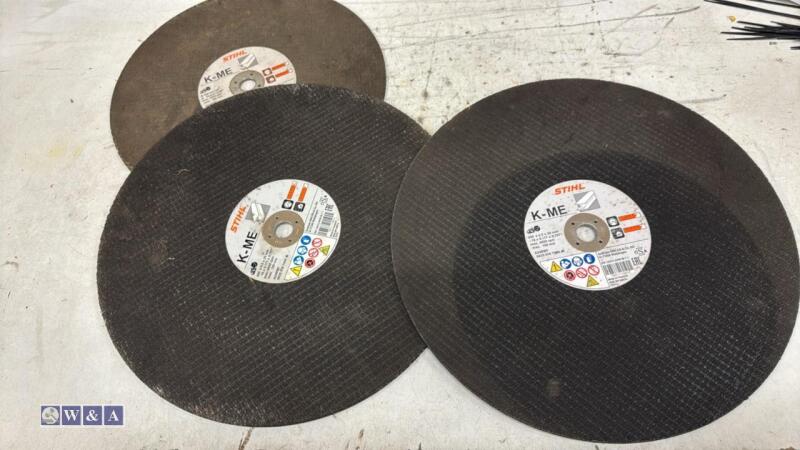 3 x cutting discs