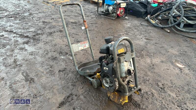 WACKER NEUSON petrol compaction plate