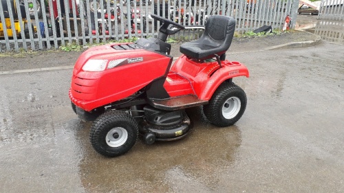 2009 MOUNTFIELD 1538M petrol ride on mower (s/n 100917)