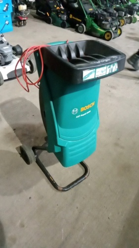 BOSCH AXT RAPID 2200 garden shredder mulcher chipper