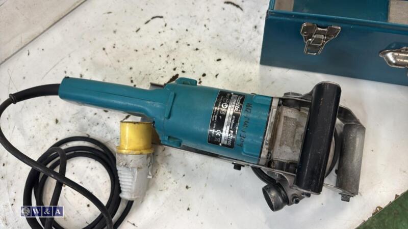 MAKITA PC1100 110v concrete grinder c/w case