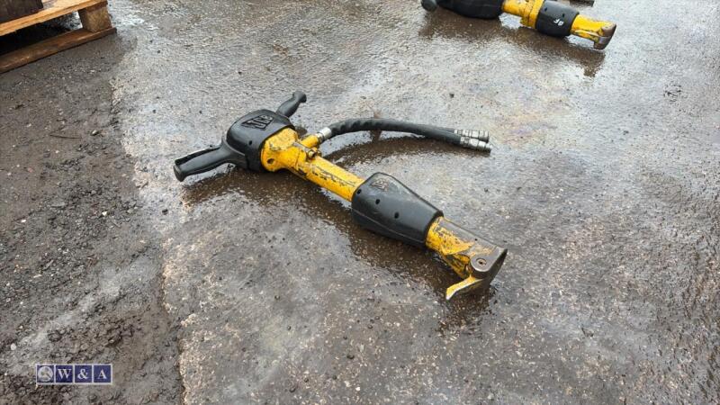 JCB hydraulic breaker