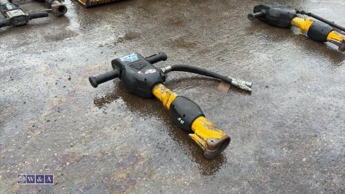 JCB hydraulic breaker