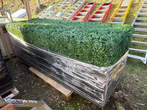 Pallet of 3 x artificial hedging (large)