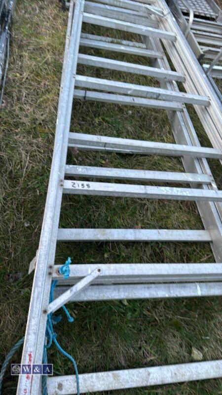 2 x aluminium work trestles