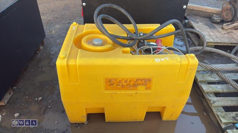 Plastic fuel tank c/w pump & delivery hose