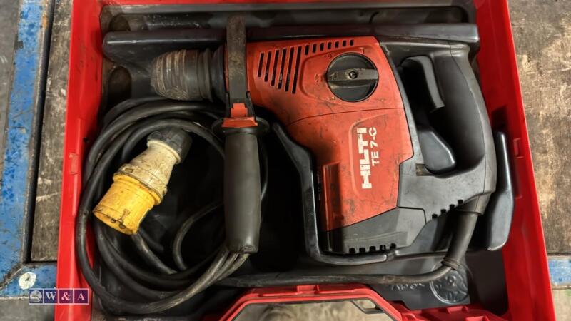 HILTI TE7-C 110v hammer drill c/w case