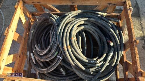 10 x JCB hydraulic hose sets c/w end fittings