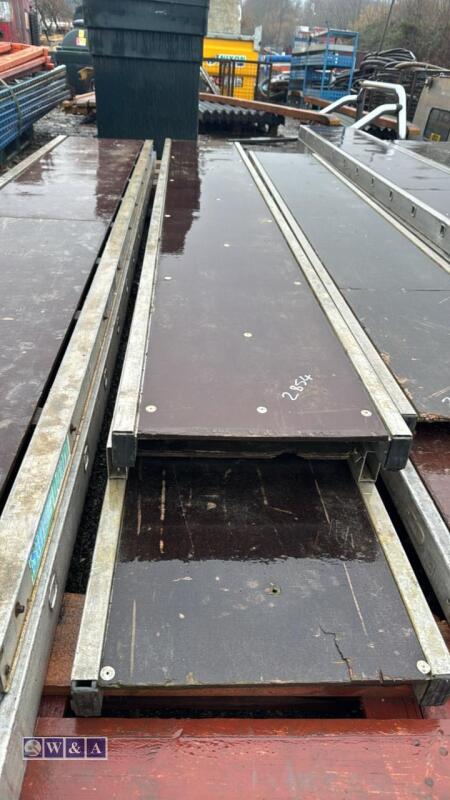 2 x scaffold walk boards