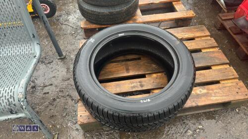 Tyre (265/50/20)