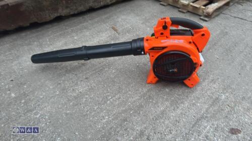 BOSS petrol leaf blower (unused)