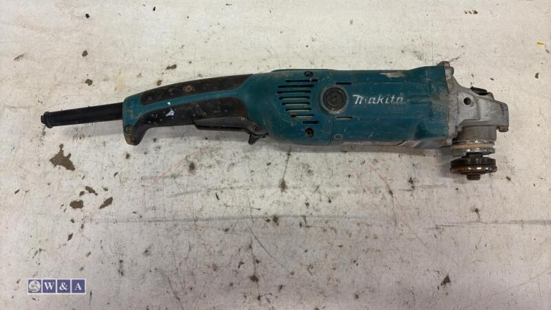 MAKITA GA5021 angle grinder