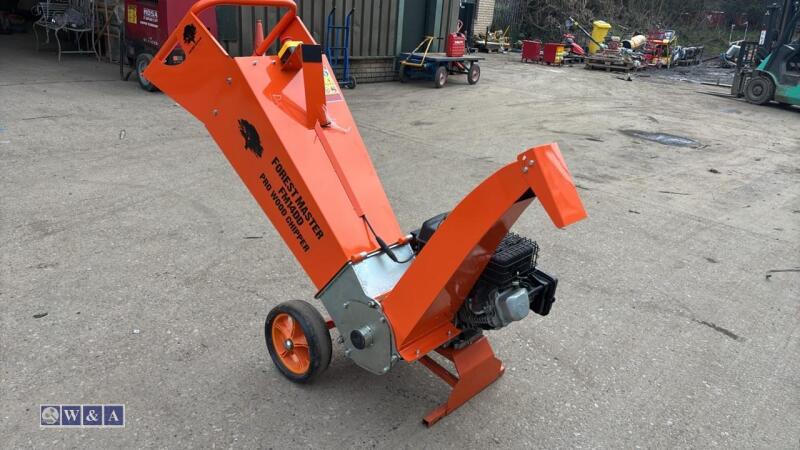 FOREST MASTER FM14DD PRO wood chipper (Key, Manual & spark plug in office)(Key & Manual No 1)