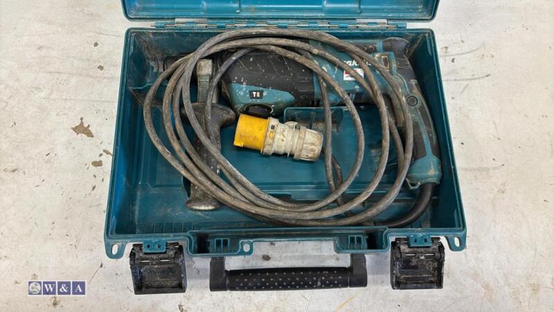 MAKITA HR2630 SDS hammer drill c/w case