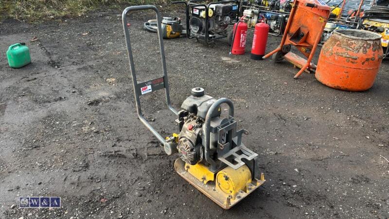 WACKER NEUSON VP1030 petrol compaction plate