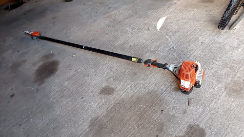 STIHL HT101 petrol long reach pole pruner