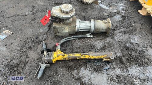 WACKER NEUSON petrol trench rammer (3383429) & hydraulic breaker