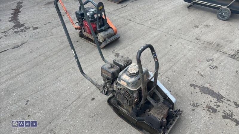 WACKER NEUSON BRS1030 petrol compaction plate