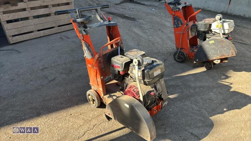 HUSQVARNA FS4000LV petrol road saw