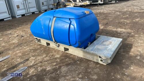 1000L skid mount water bowser