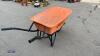 VAUNT wheelbarrow (orange) - 4