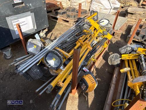 Pallet of 110v worklights