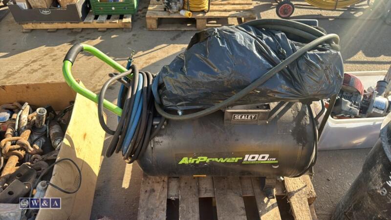 AIRPOWER 240v compressor & hose