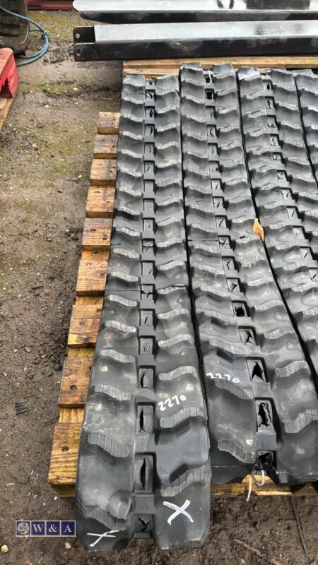 Pair of JCB rubber tracks (unused) (180/72/37)