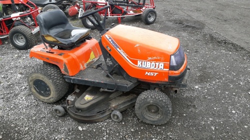 KUBOTA T1400 HST ride on mower