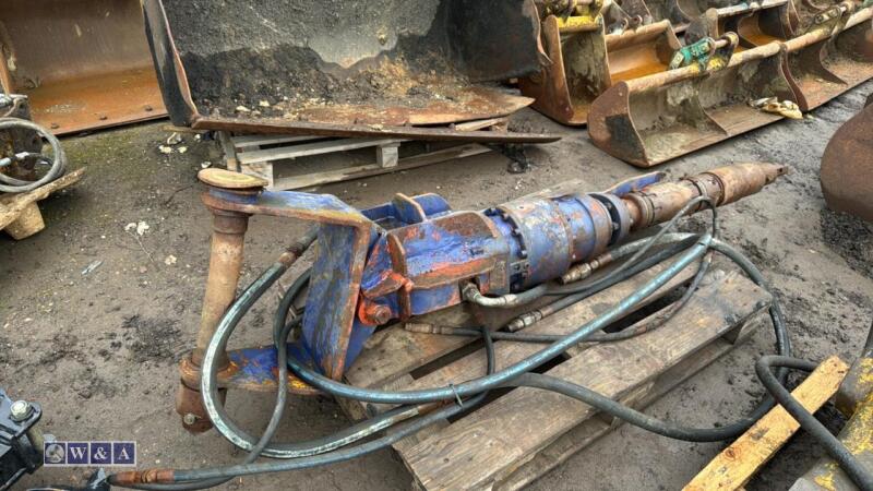 Hydraulic auger c/w lines (60mm pins) (GO)