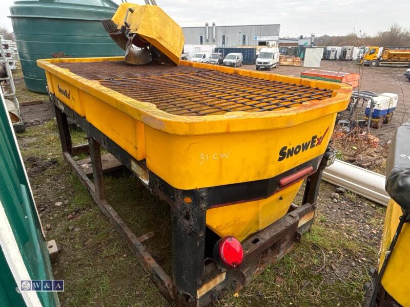 SNOW EX gritter body c/w spinner