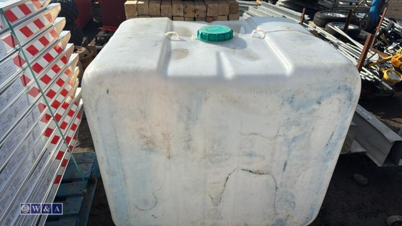 IBC tank c/w lid (no frame)