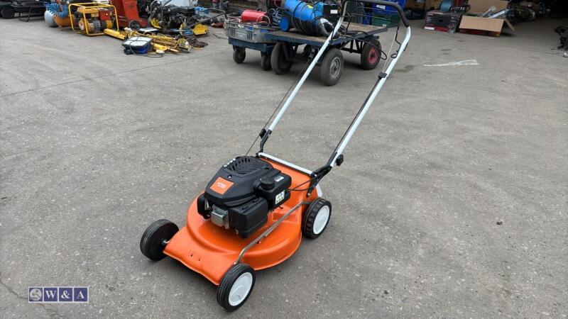 STIHL RM253T petrol rotary mower