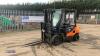 2013 DOOSAN Pro5 30 3t diesel driven forklift truck (s/n 15823) with triple free-lift mast & side-shift