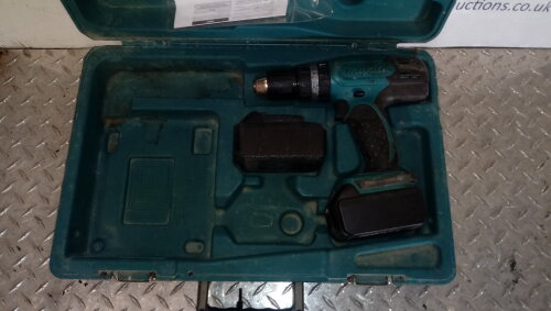 MAKITA BHP 453 18v cordless drill c/w case